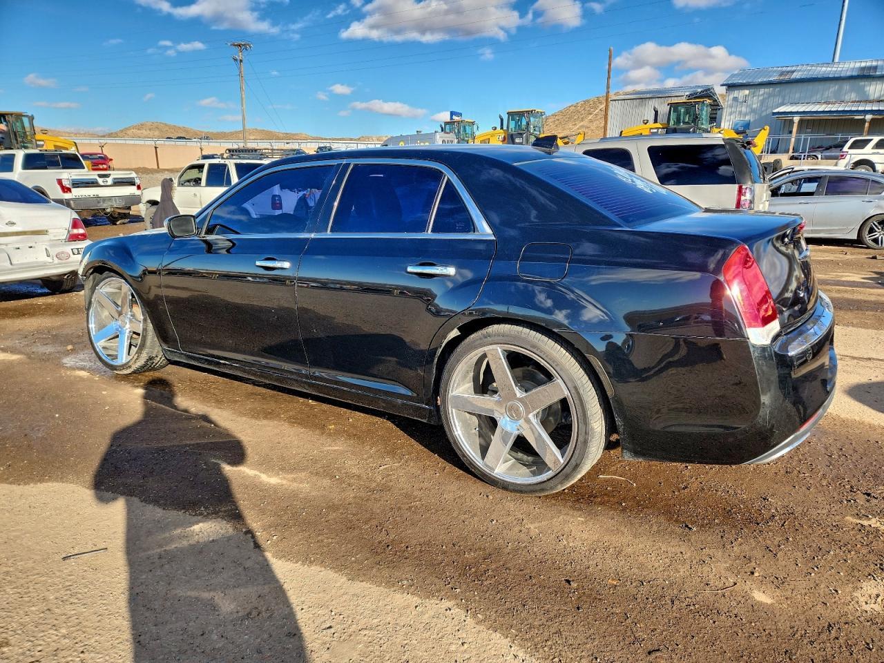 2018 Chrysler 300 Limited - Фото 2