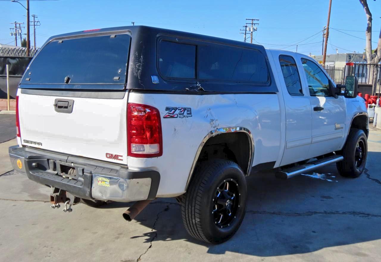 2011 GMC Sierra K2500 Sle - Image 3