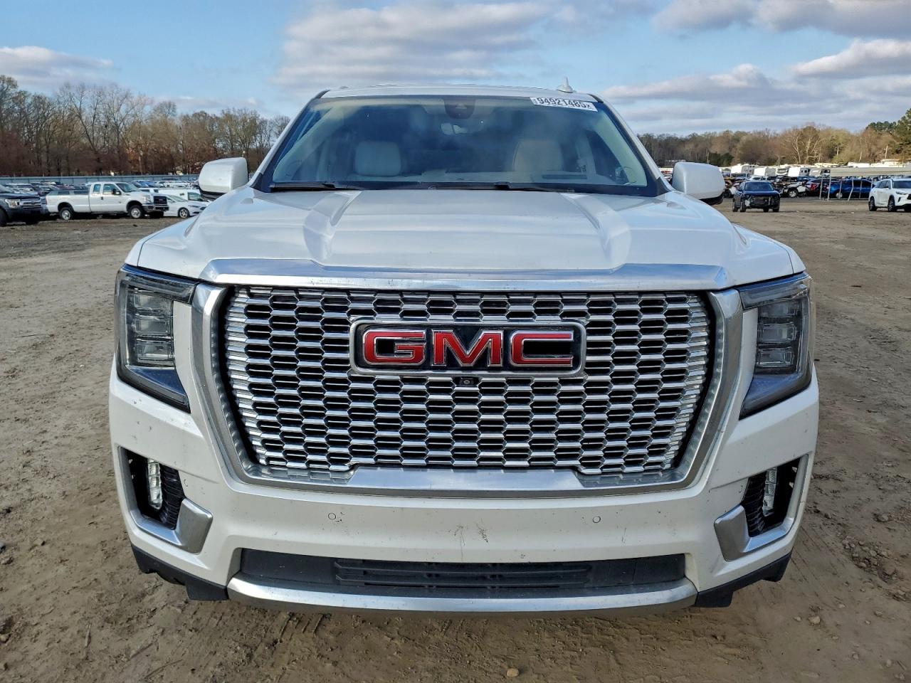 2021 GMC Yukon Denali - Фото 5