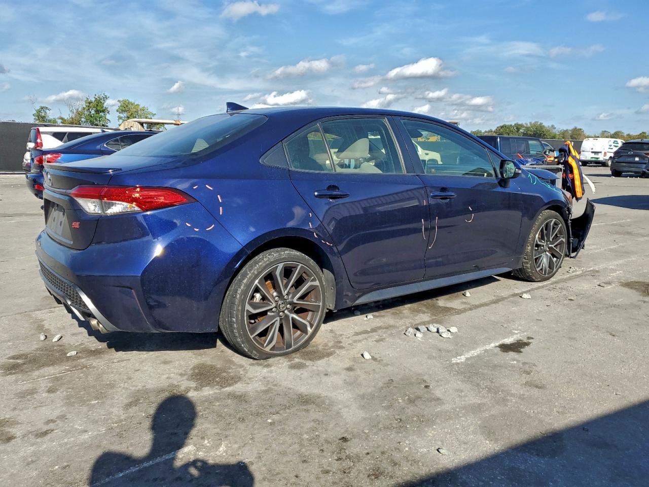 2020 Toyota Corolla Se - Фото 3