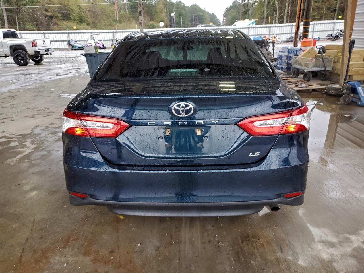 2018 Toyota Camry L - Фото 6