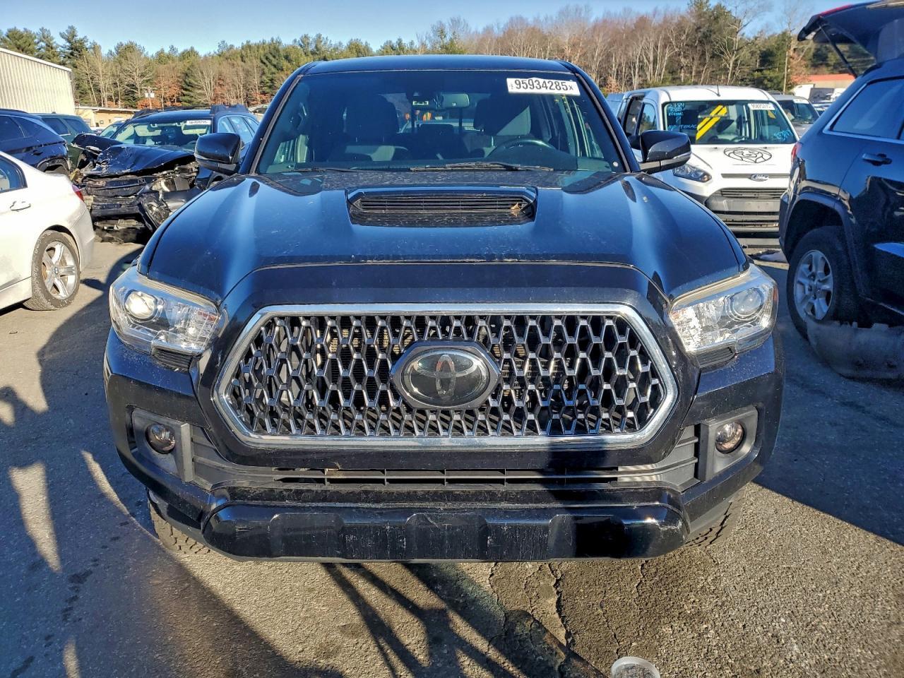 2018 Toyota Tacoma Double Cab - Фото 5