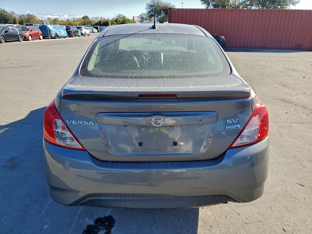 2018 Nissan Versa S - Фото 6