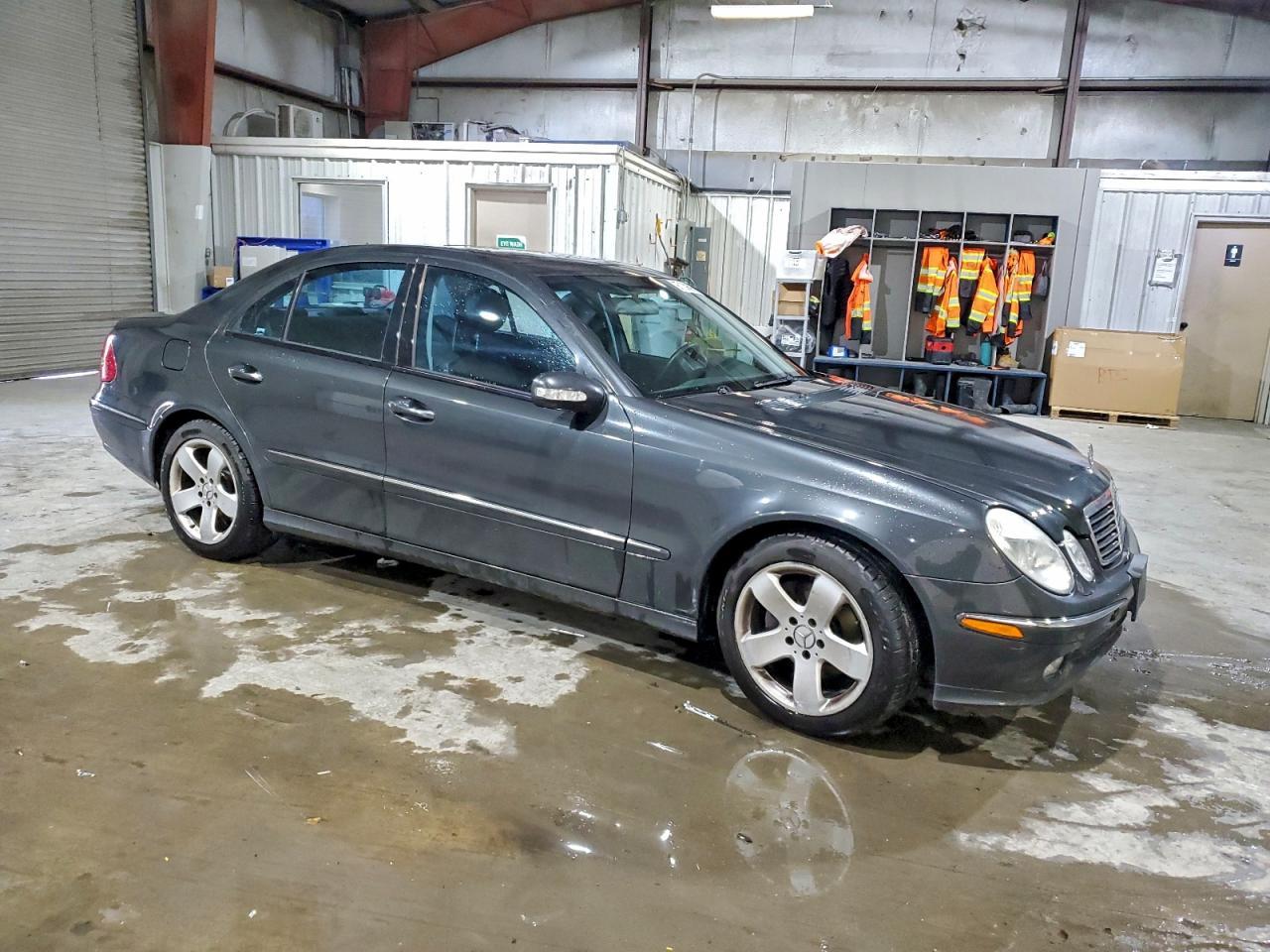 2004 Mercedes-Benz E 320 - Фото 4