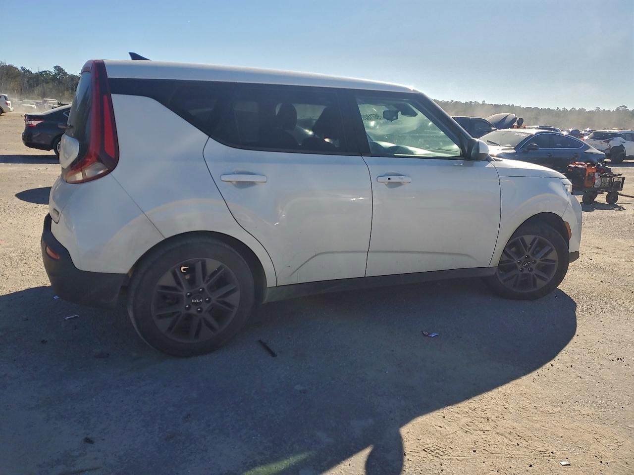 2022 Kia Soul Ex - Фото 3