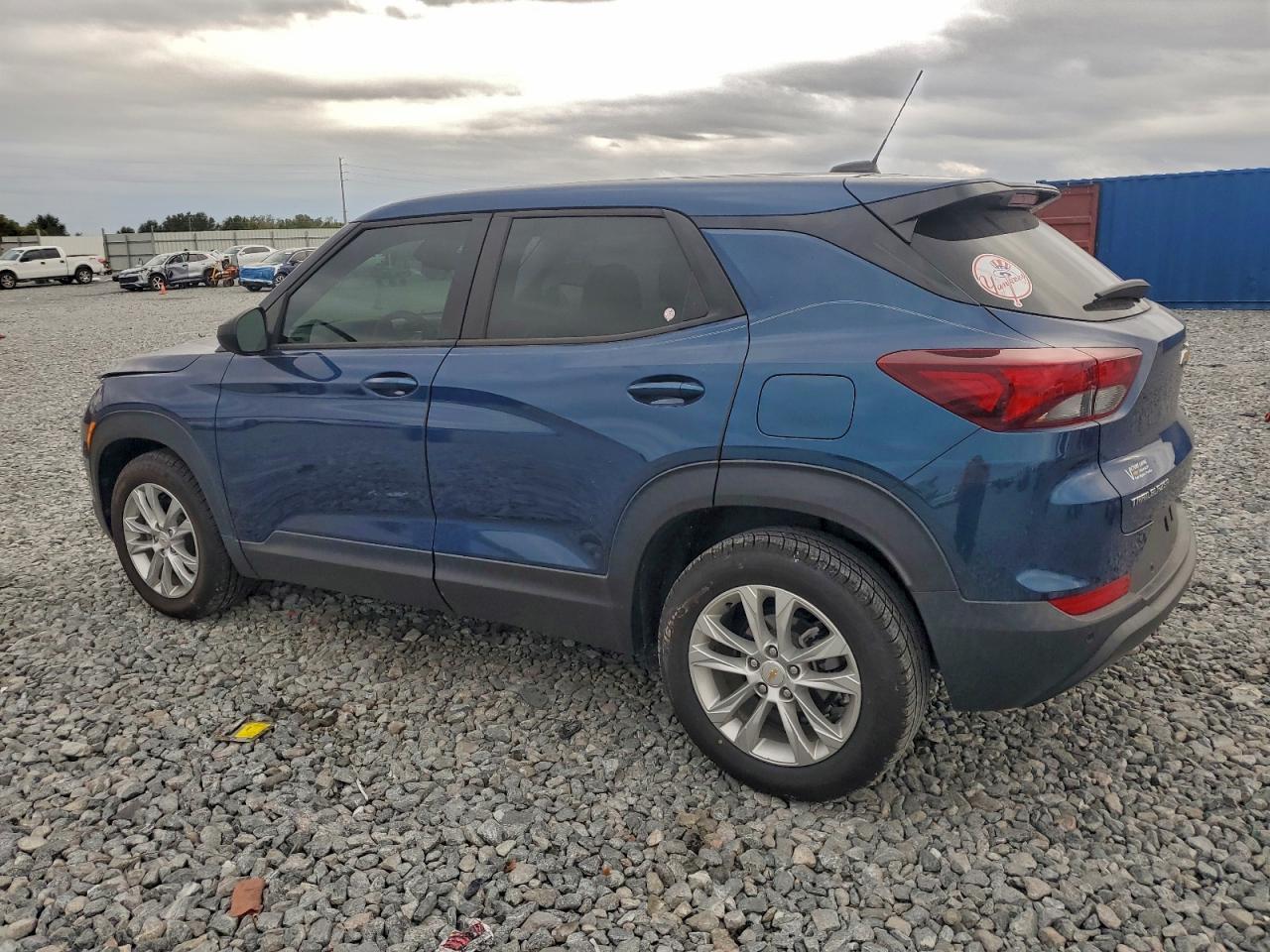 2021 Chevrolet Trailblazer Ls - Фото 2
