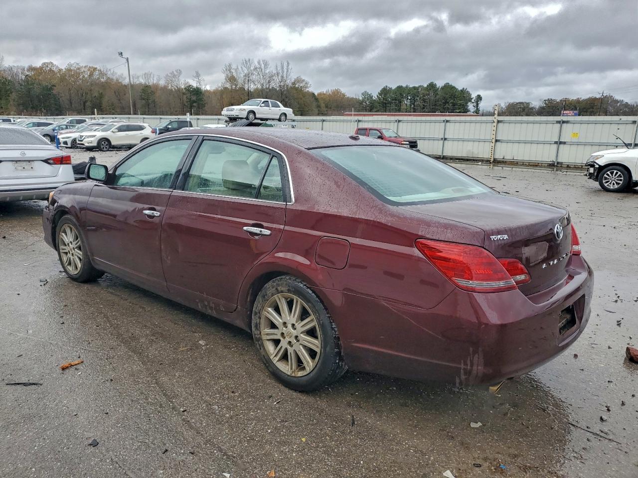 2010 Toyota Avalon Xl - Фото 2