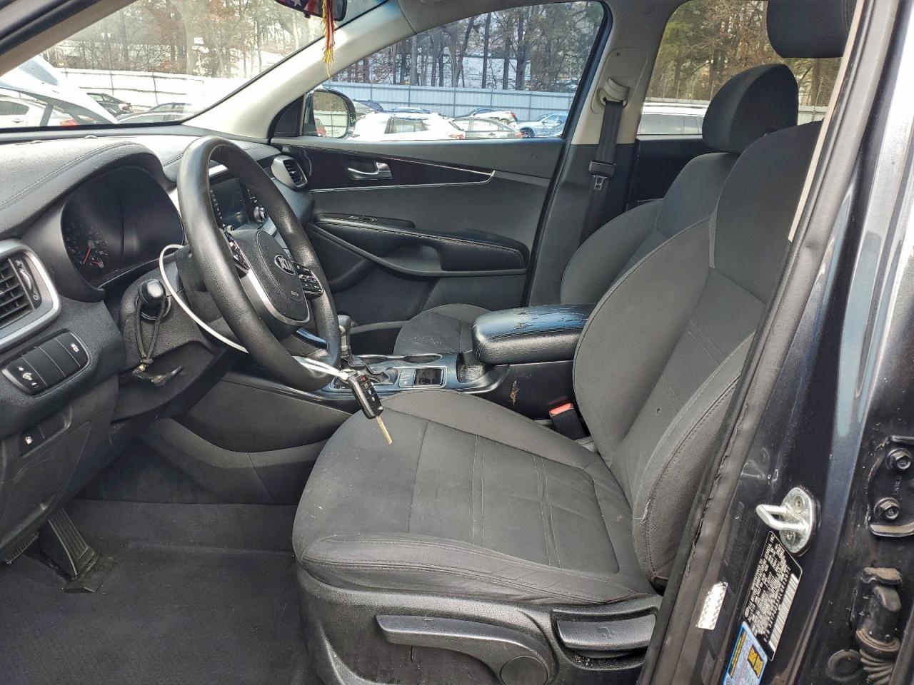 2020 Kia Sorento S - Фото 7