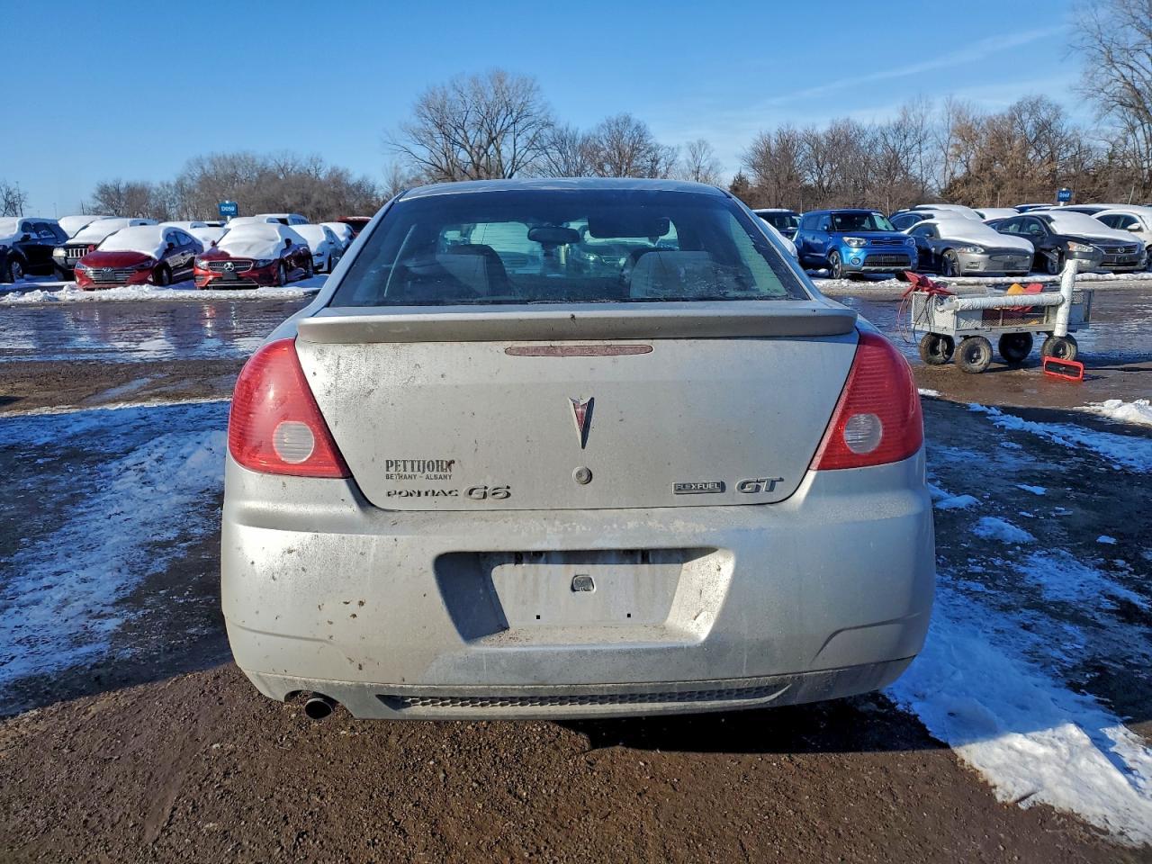 2010 Pontiac G6 - Фото 6