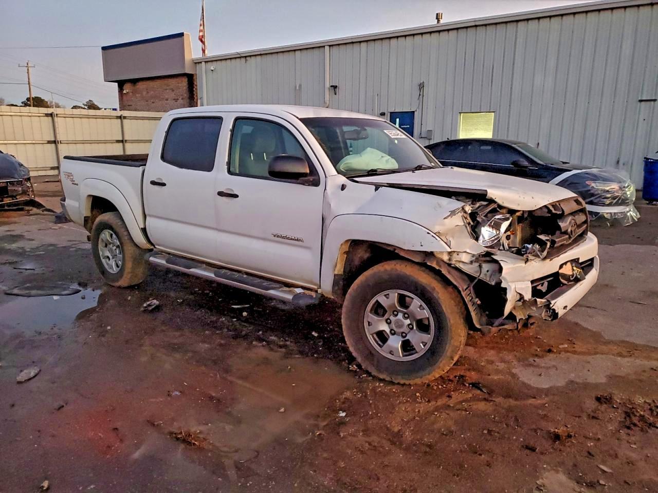 2010 Toyota Tacoma Double Cab - Фото 4