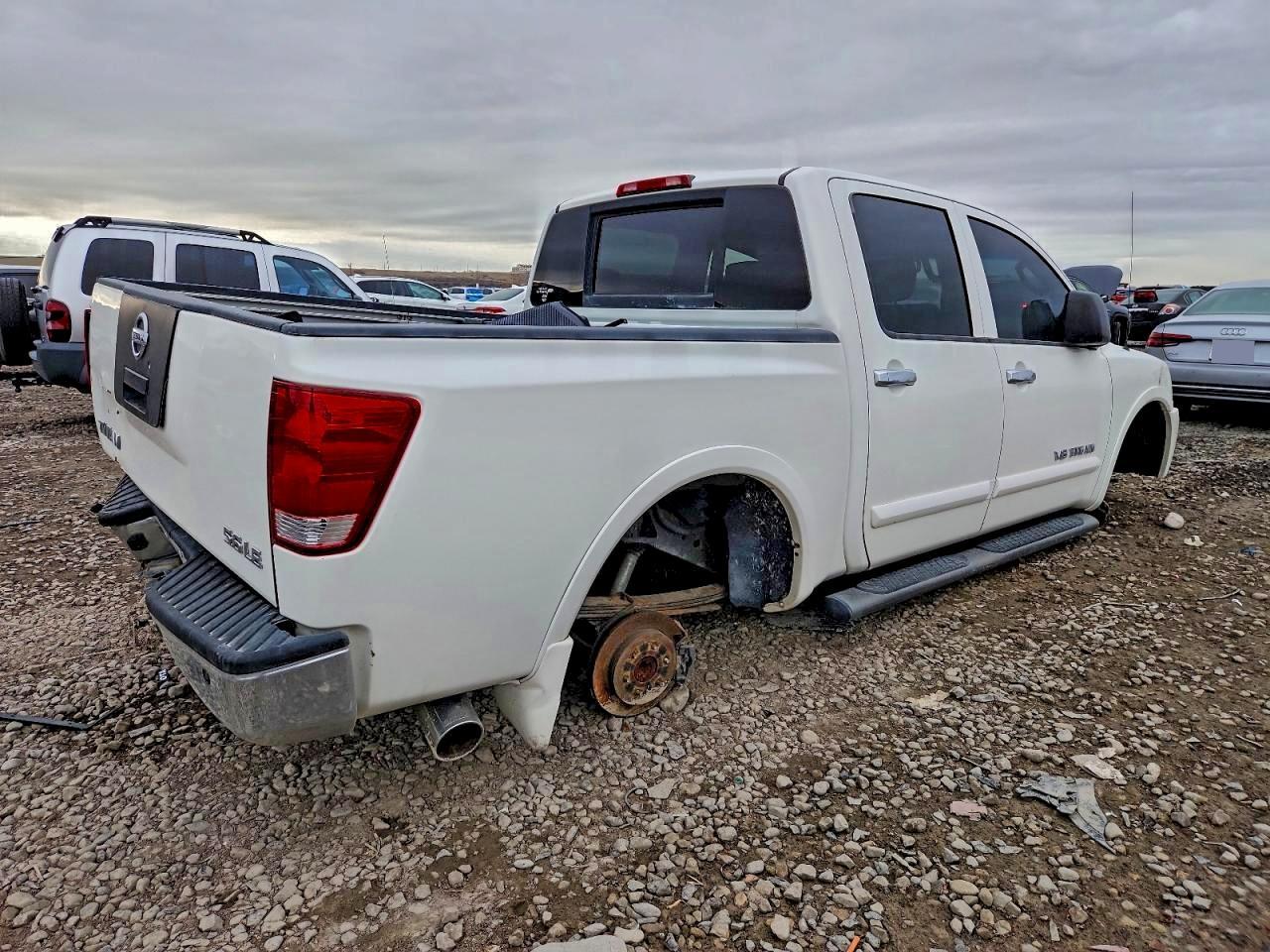 2008 Nissan Titan Xe - Image 3