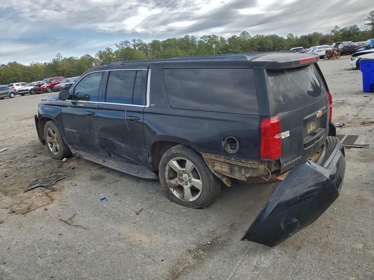 2015 Chevrolet Suburban C1500 Lt - Фото 2