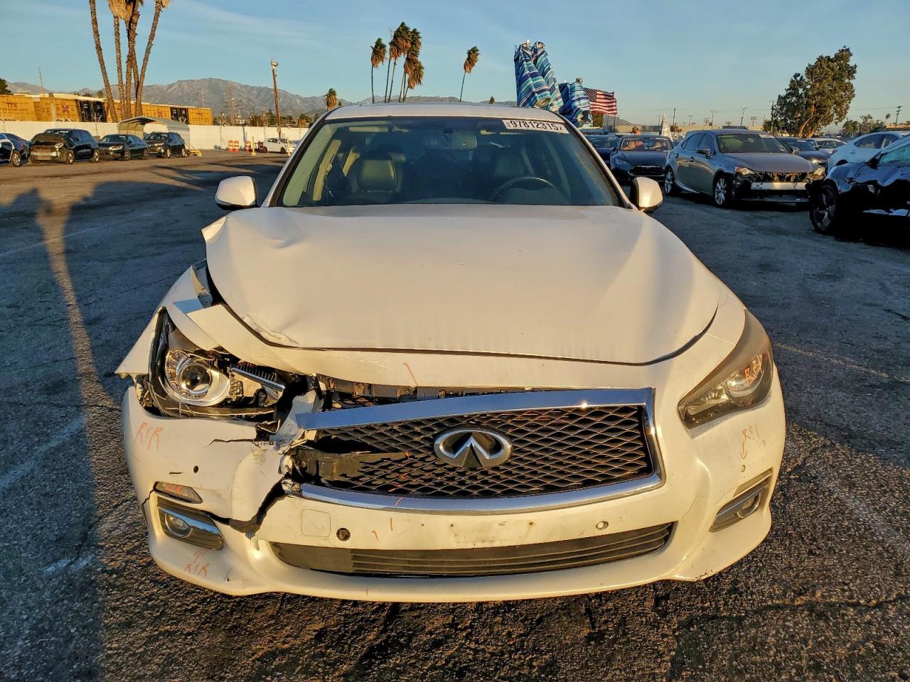 2016 Infiniti Q50 Hybrid - Фото 5