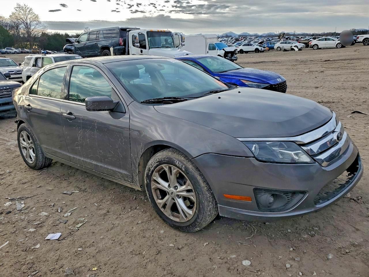 2012 Ford Fusion Se - Фото 4