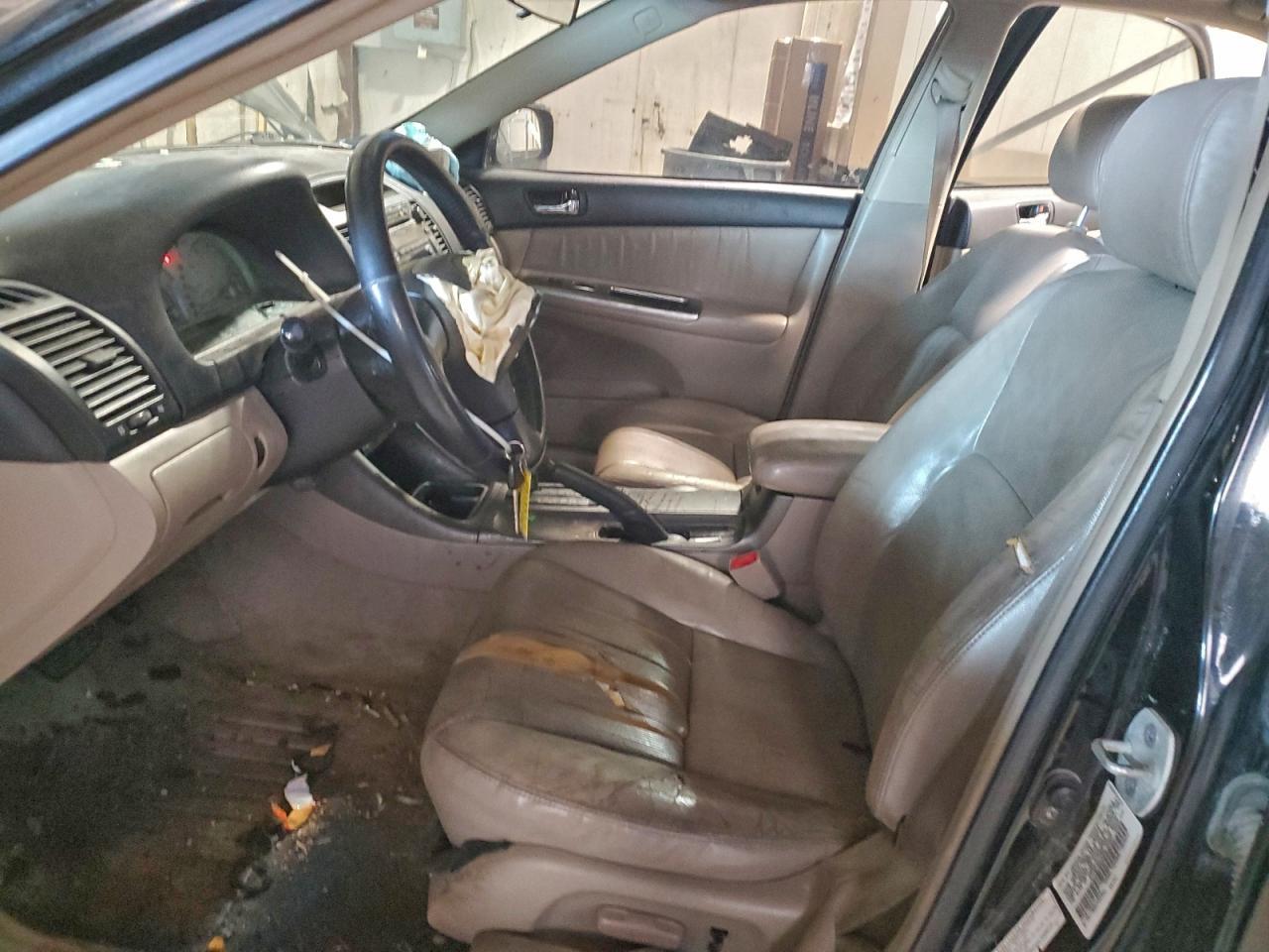 2002 Toyota Camry Le - Фото 7