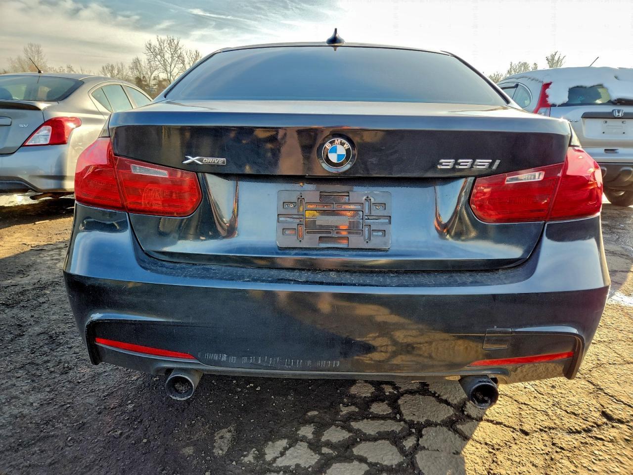 2013 BMW 335 Xi - Фото 6