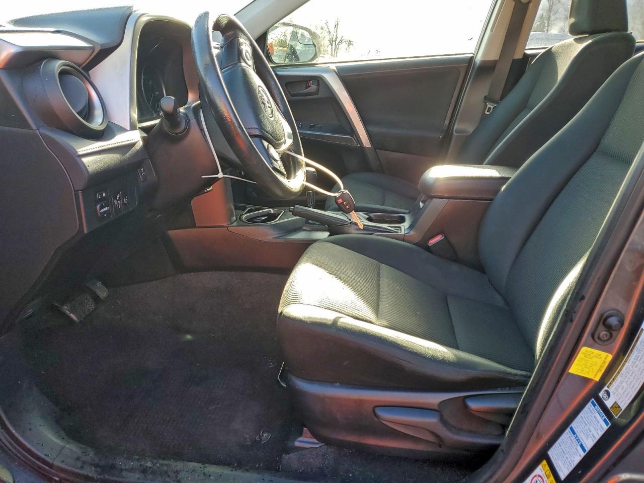 2017 Toyota Rav4 Le - Фото 7