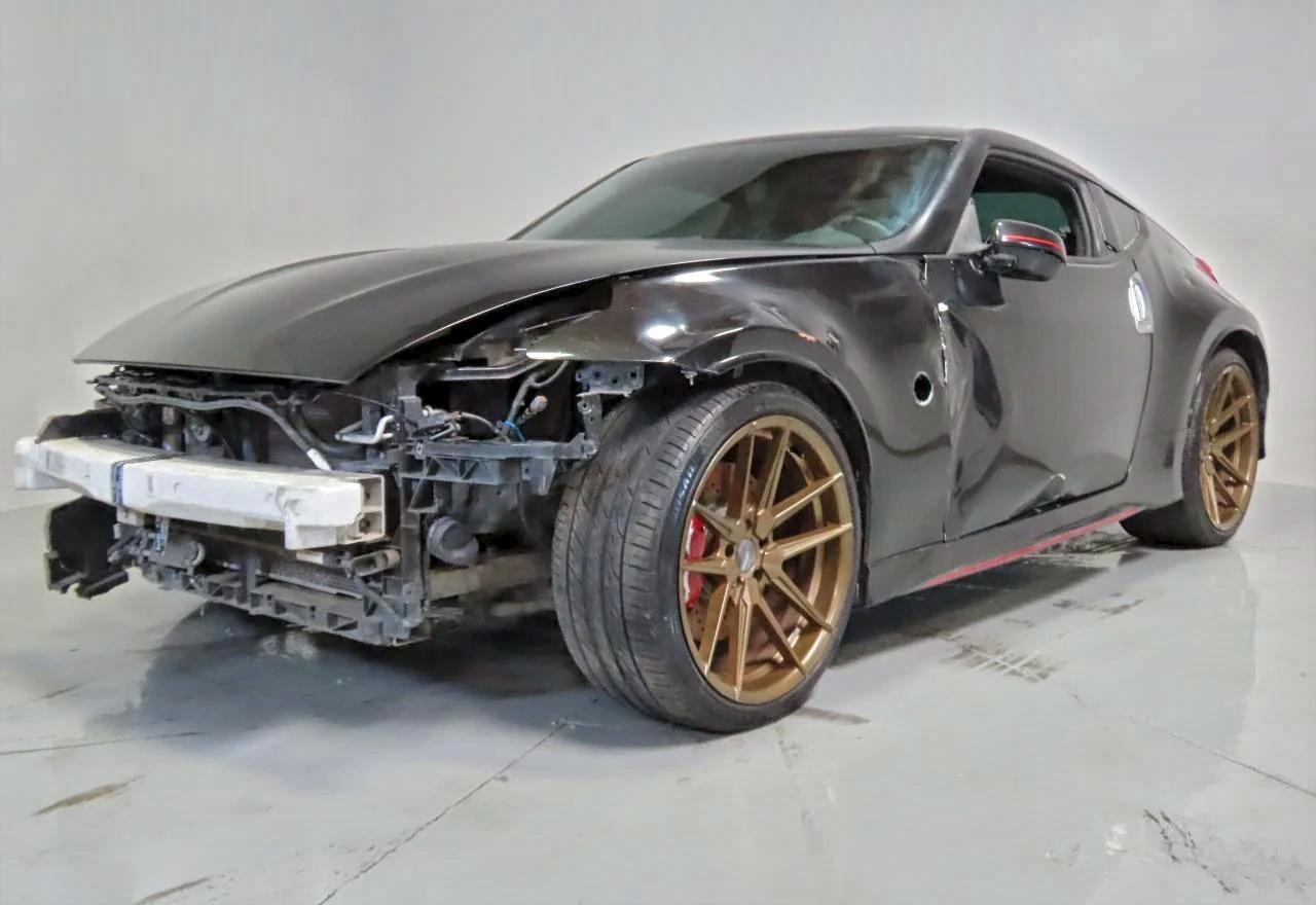 2015 Nissan 370Z Base - Фото 2