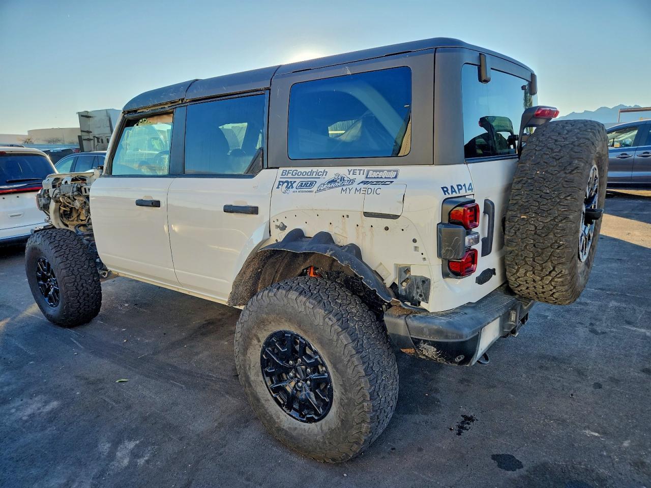 2025 Ford Bronco Raptor - Image 2
