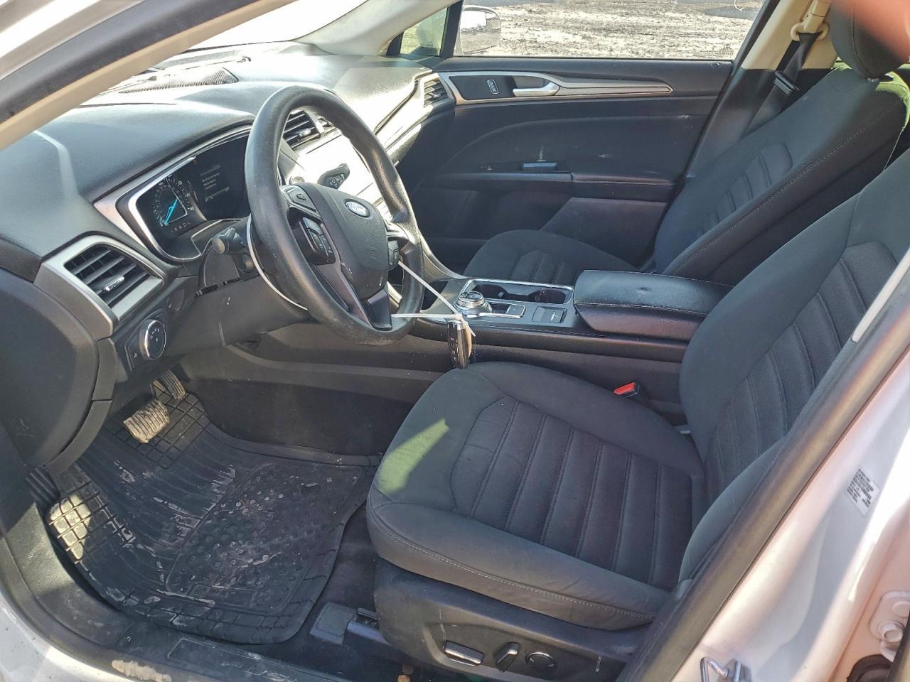 2017 Ford Fusion Se - Фото 7