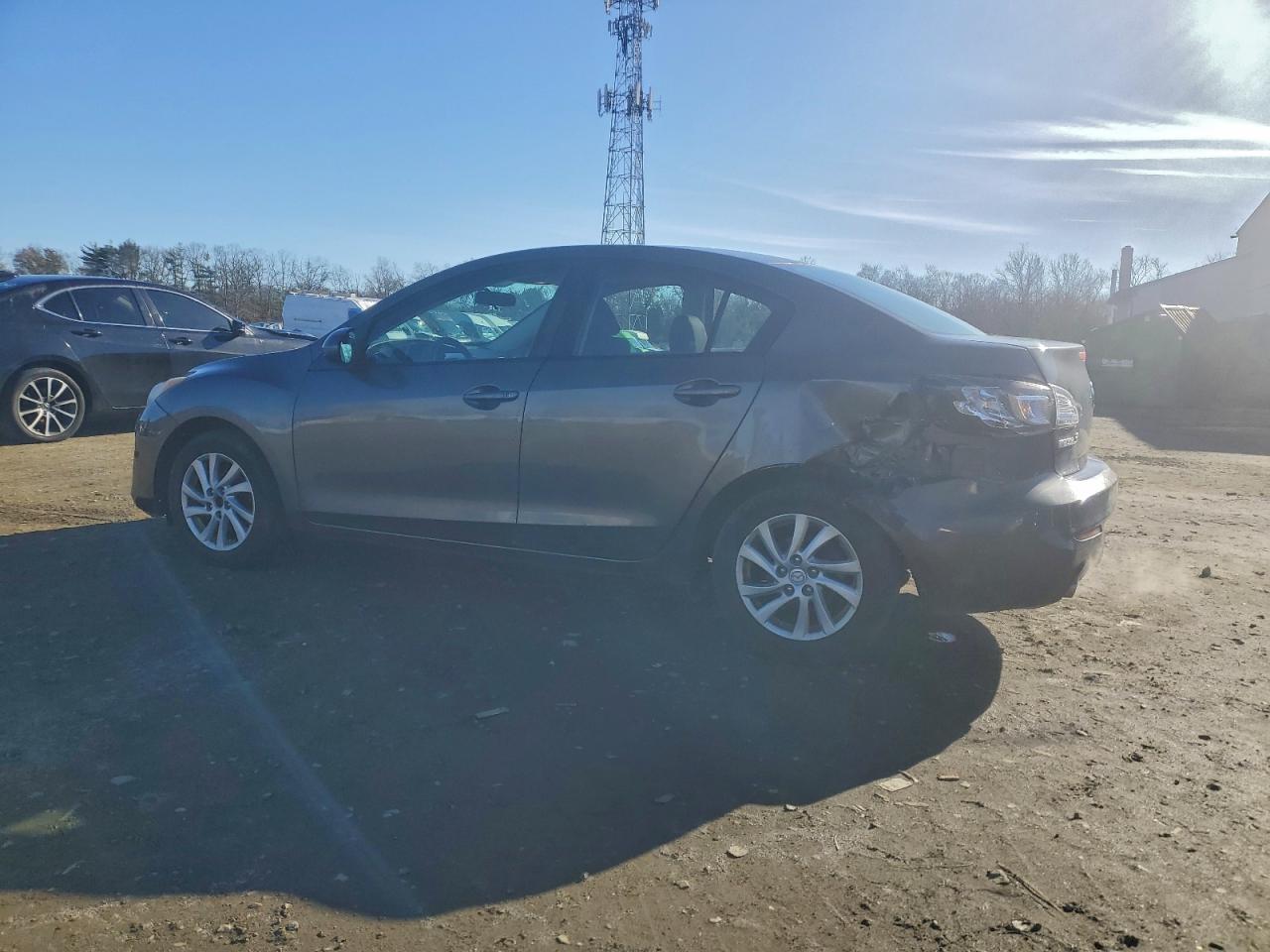 2012 Mazda 3 I - Фото 2