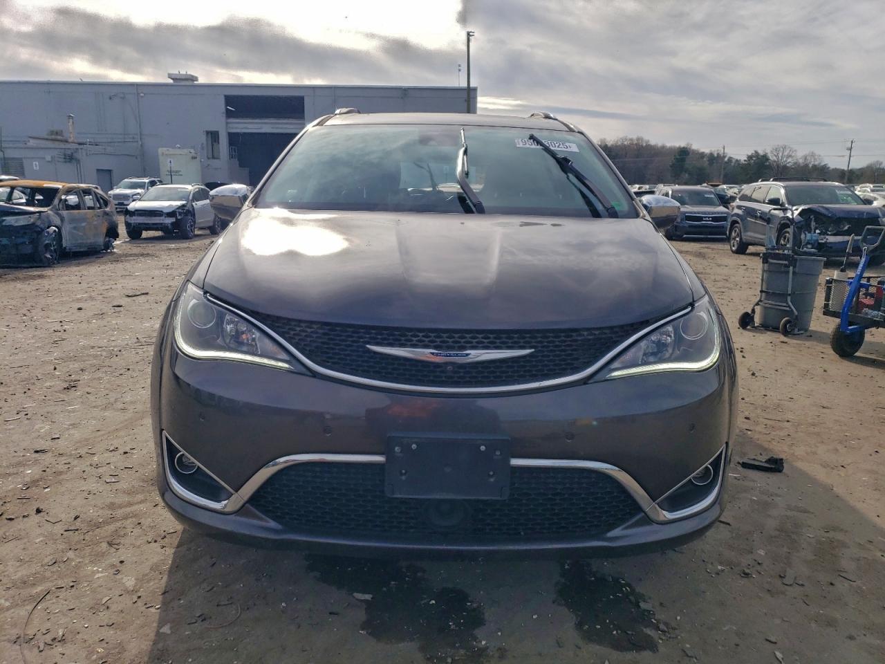 2017 Chrysler Pacifica Limited - Фото 5
