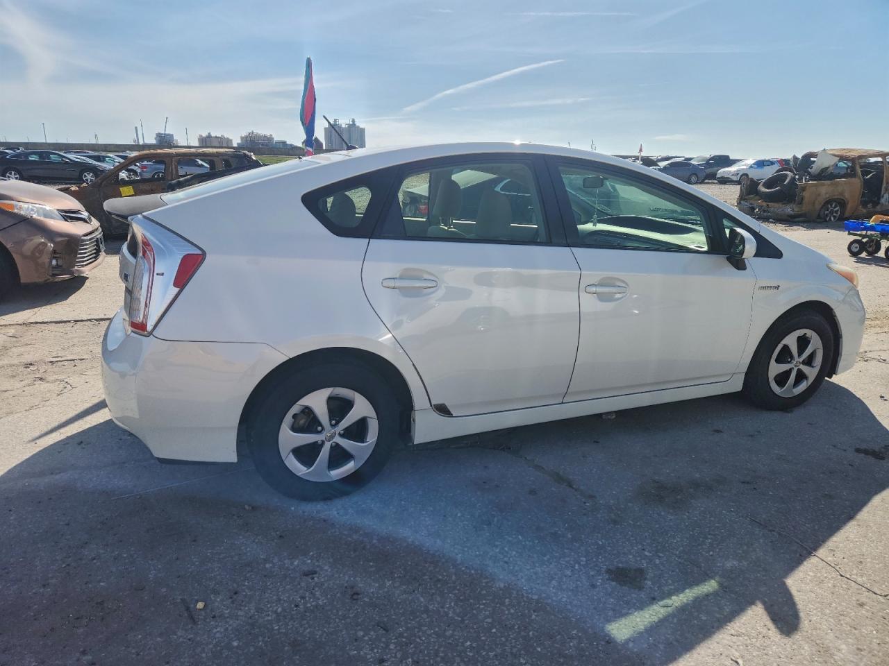 2012 Toyota Prius - Фото 3