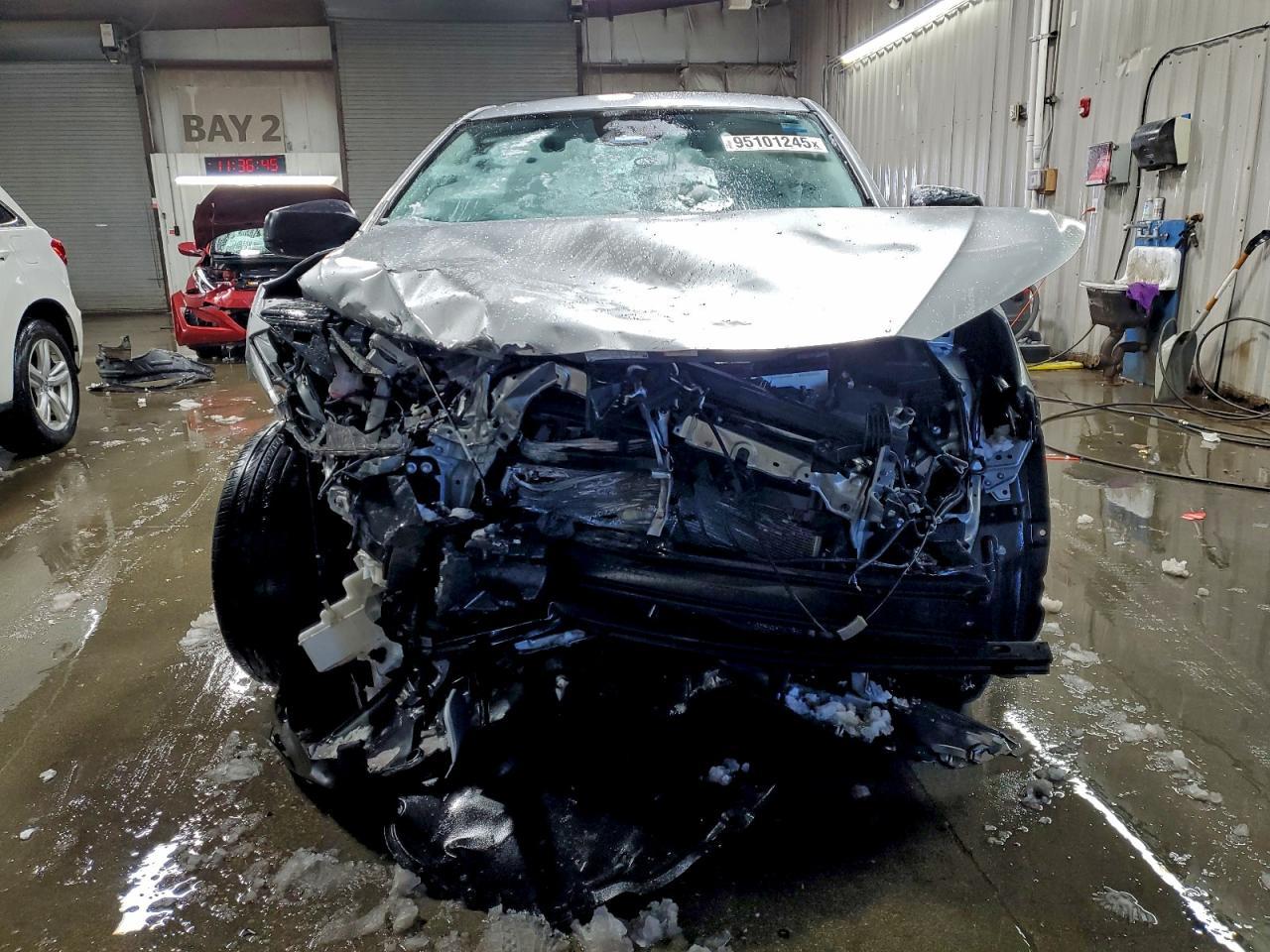 2023 Toyota Corolla Cross L - Фото 5