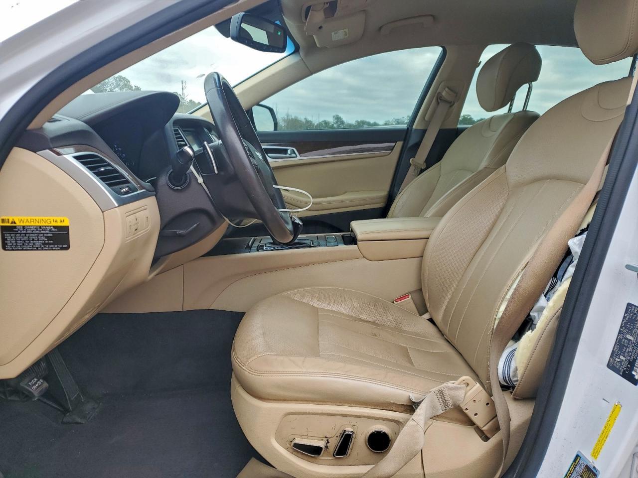 2015 Hyundai Genesis 3.8L - Фото 7