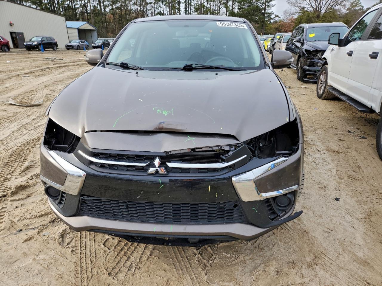 2019 Mitsubishi Outlander Sport Es - Фото 5
