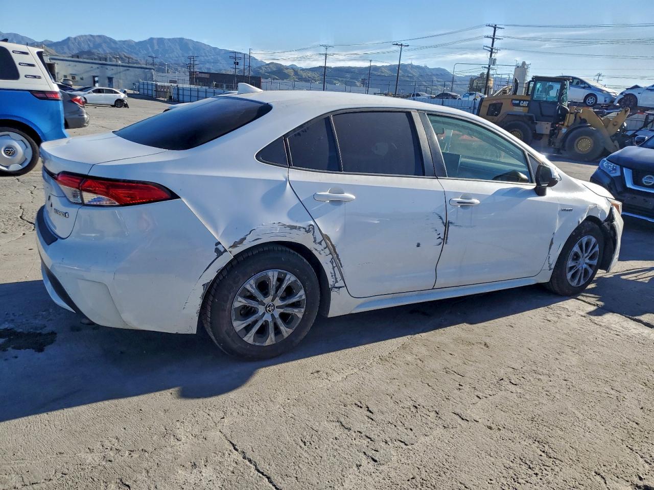 2020 Toyota Corolla Le - Фото 3