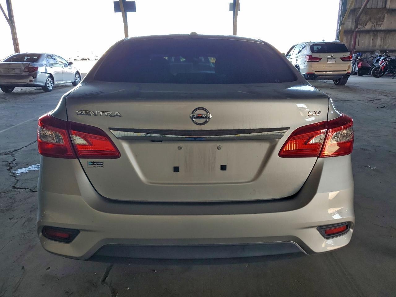 2019 Nissan Sentra S - Фото 6