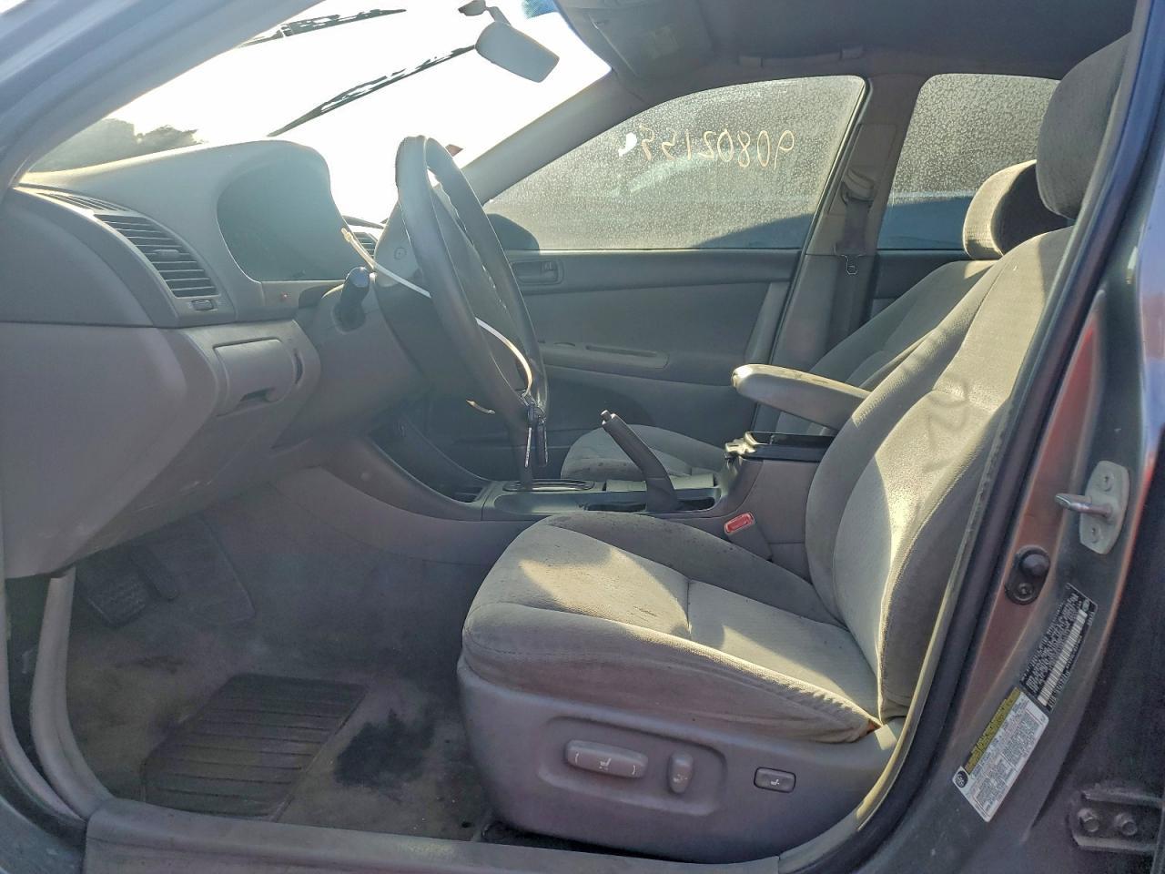 2004 Toyota Camry Le - Фото 7