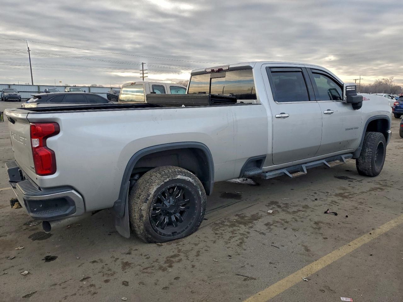2020 Chevrolet Silverado K3500 Ltz - Image 3