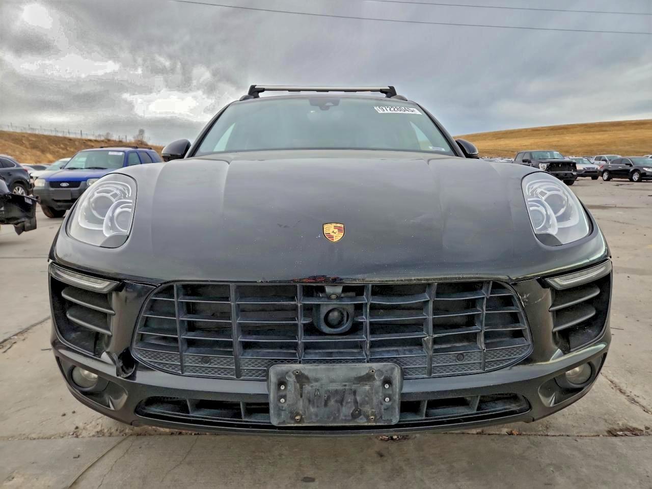 2017 Porsche Macan - Image 5