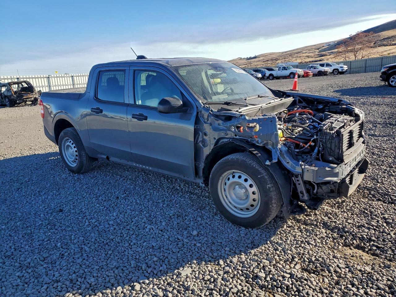 2025 Ford Maverick Xl - Image 4