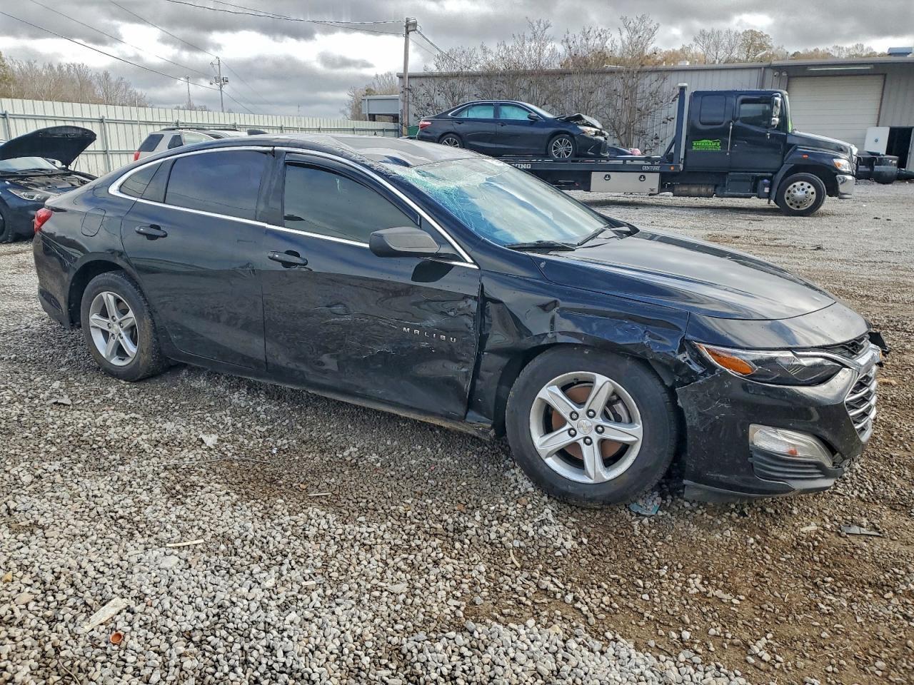 2020 Chevrolet Malibu Ls - Фото 4