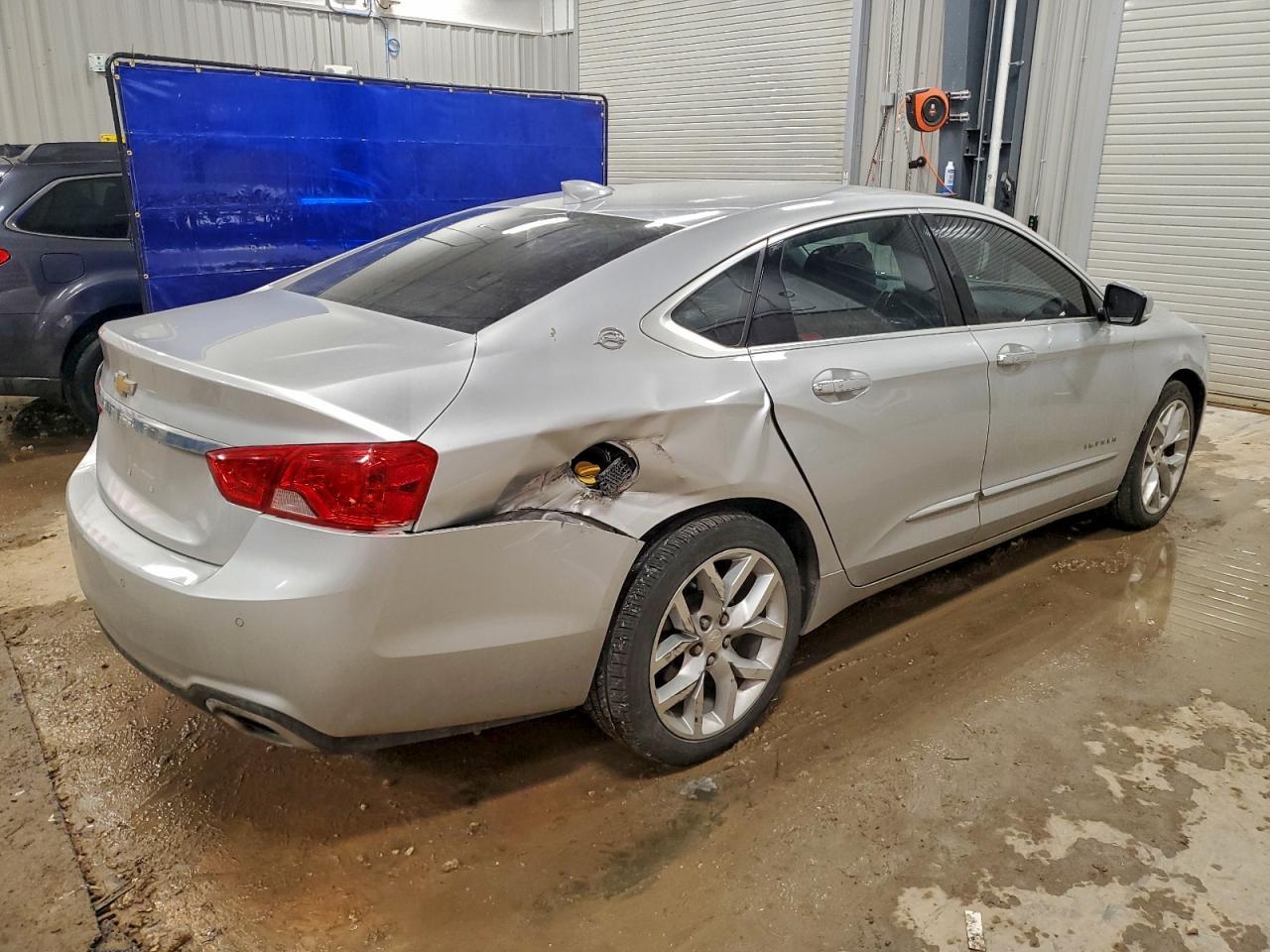 2017 Chevrolet Impala Premier - Фото 3