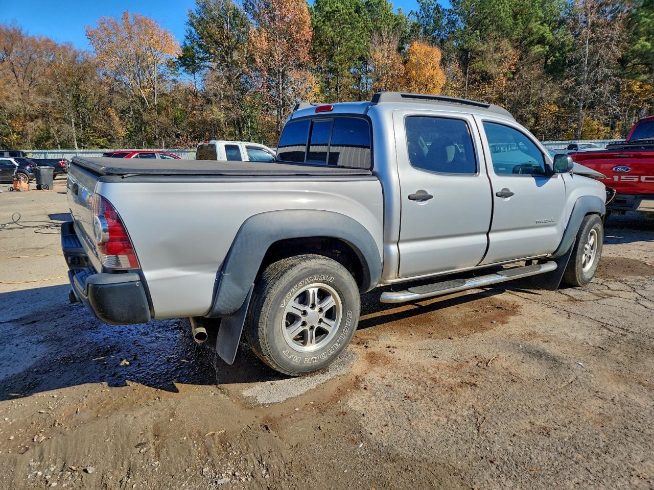 2011 Toyota Tacoma Double Cab Prerunner - Image 3