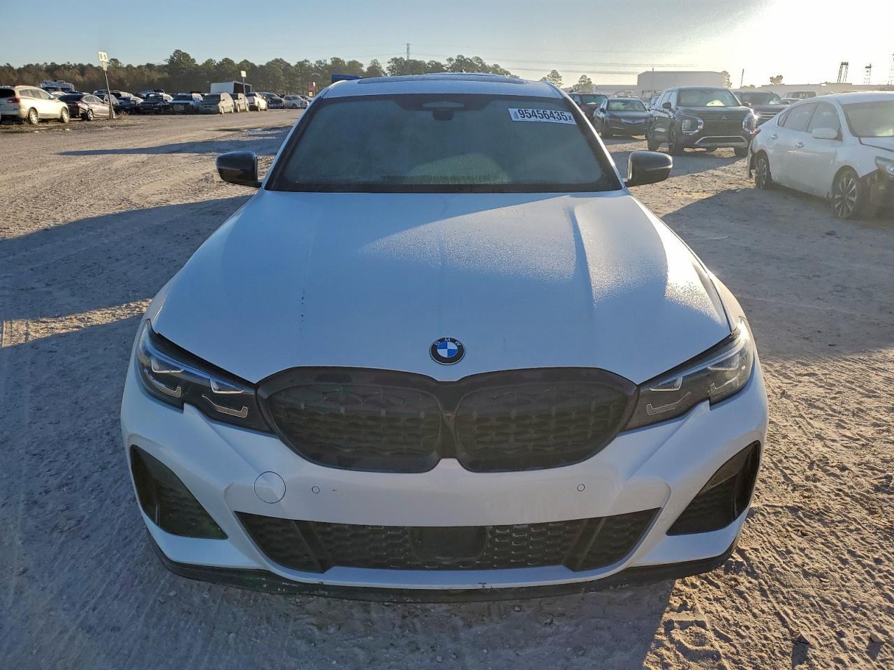 2022 BMW M340Xi - Image 5