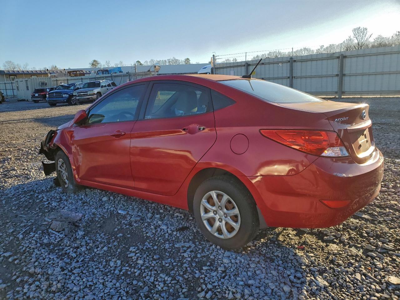 2012 Hyundai Accent Gls - Фото 2
