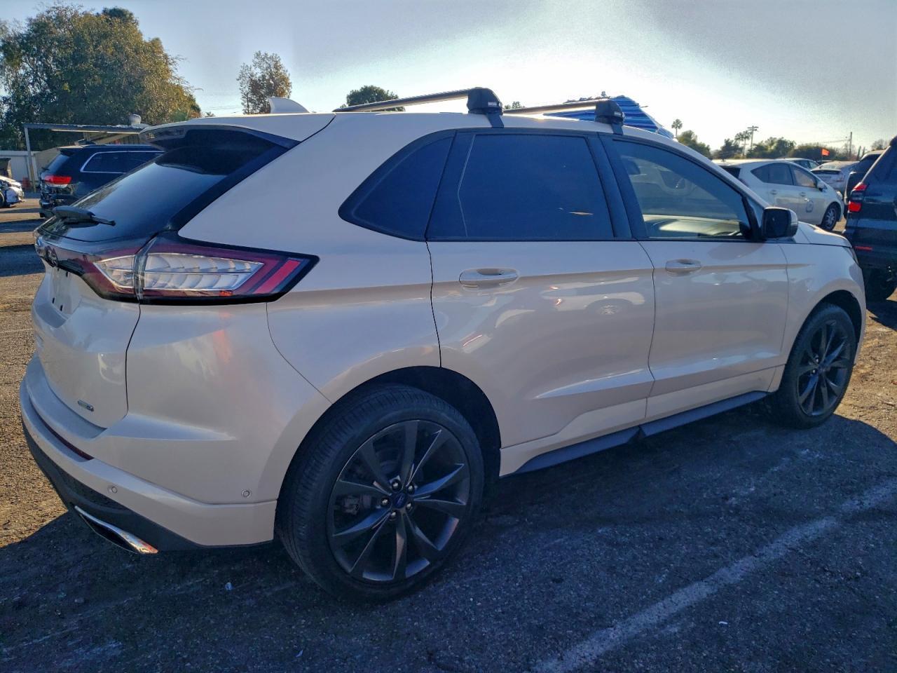 2015 Ford Edge Sport - Image 3