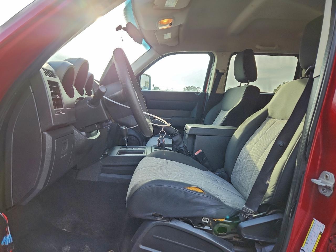 2008 Dodge Nitro Sxt - Image 7
