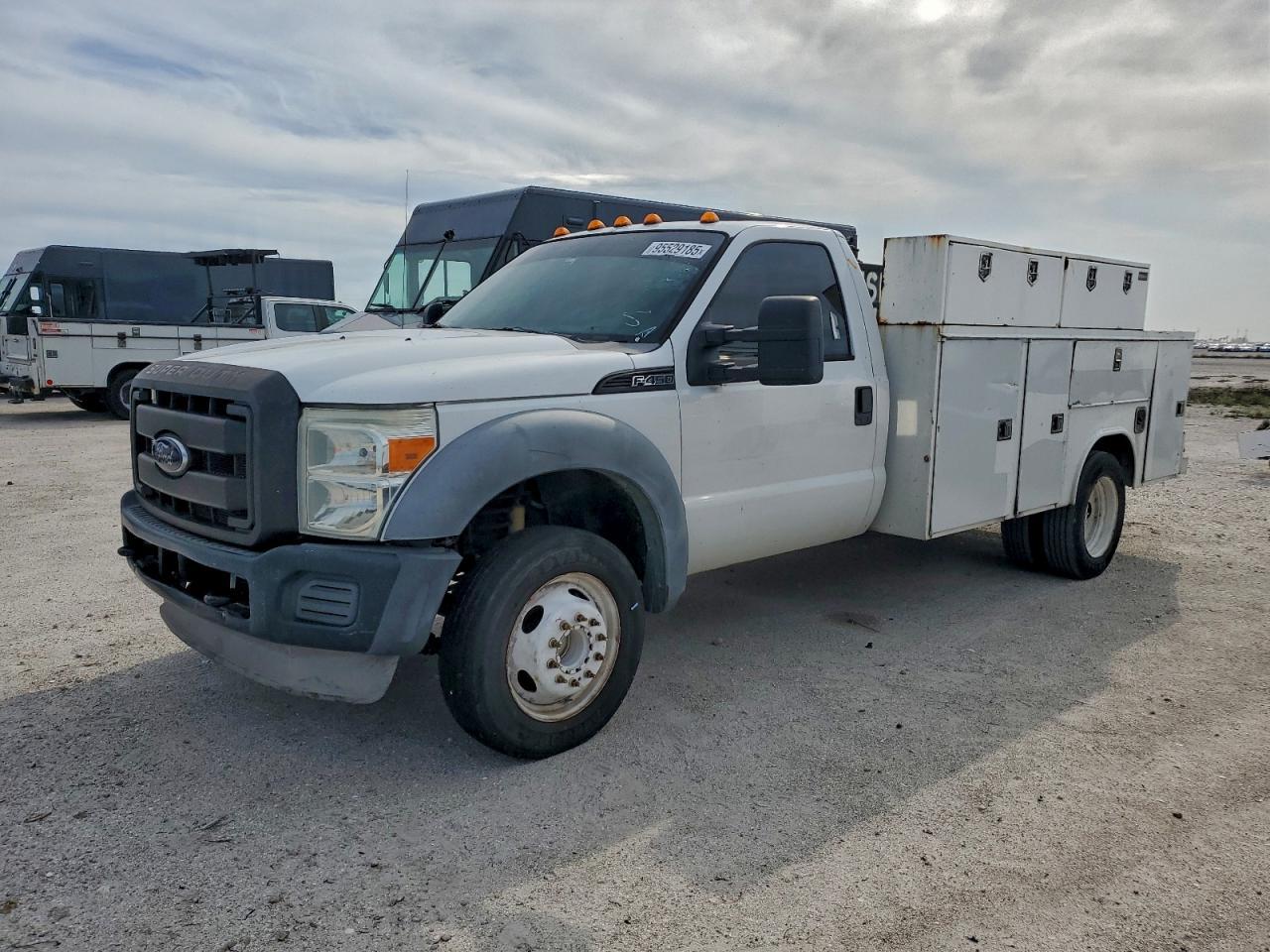 2012 Ford F450 Utility / Service Truck - Фото 2