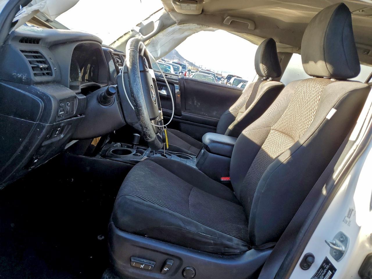 2016 Toyota 4Runner Trail - Фото 7