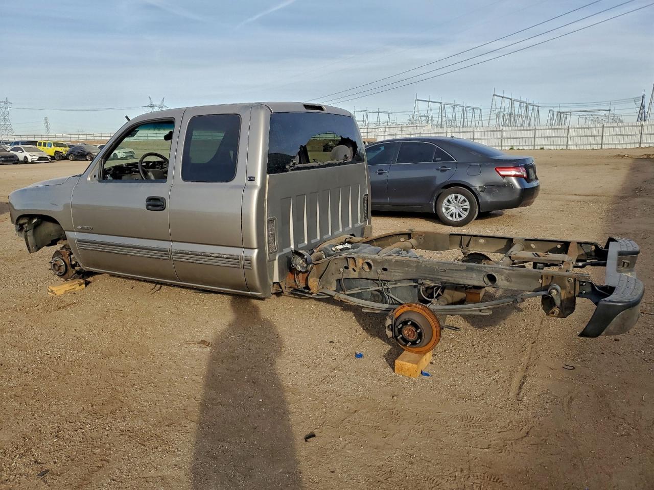 2002 Chevrolet Silverado C1500 - Image 2