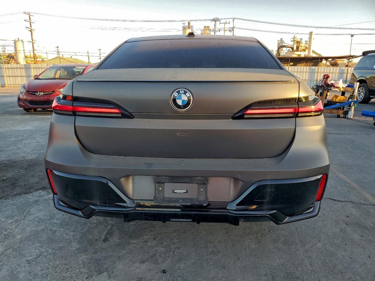 2023 BMW 740 I - Фото 6