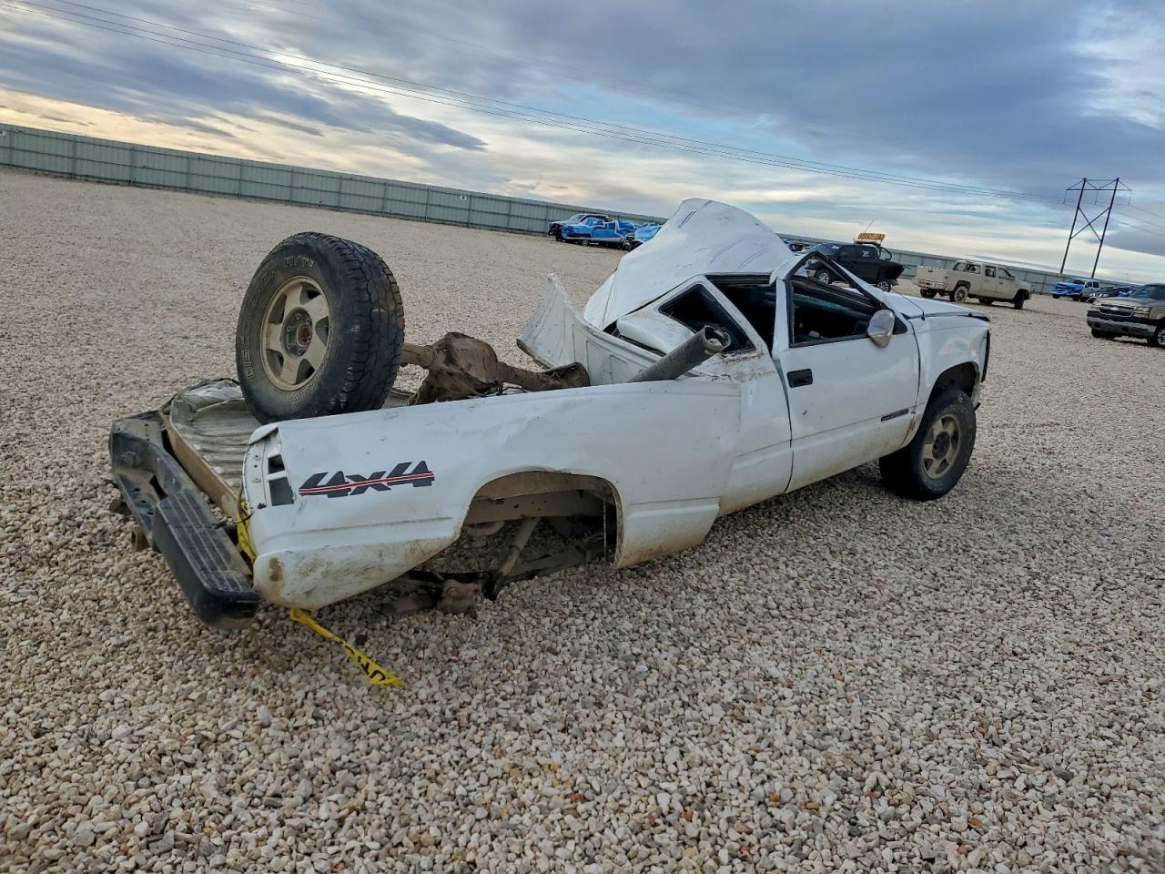 1994 GMC Sierra K2500 - Image 3