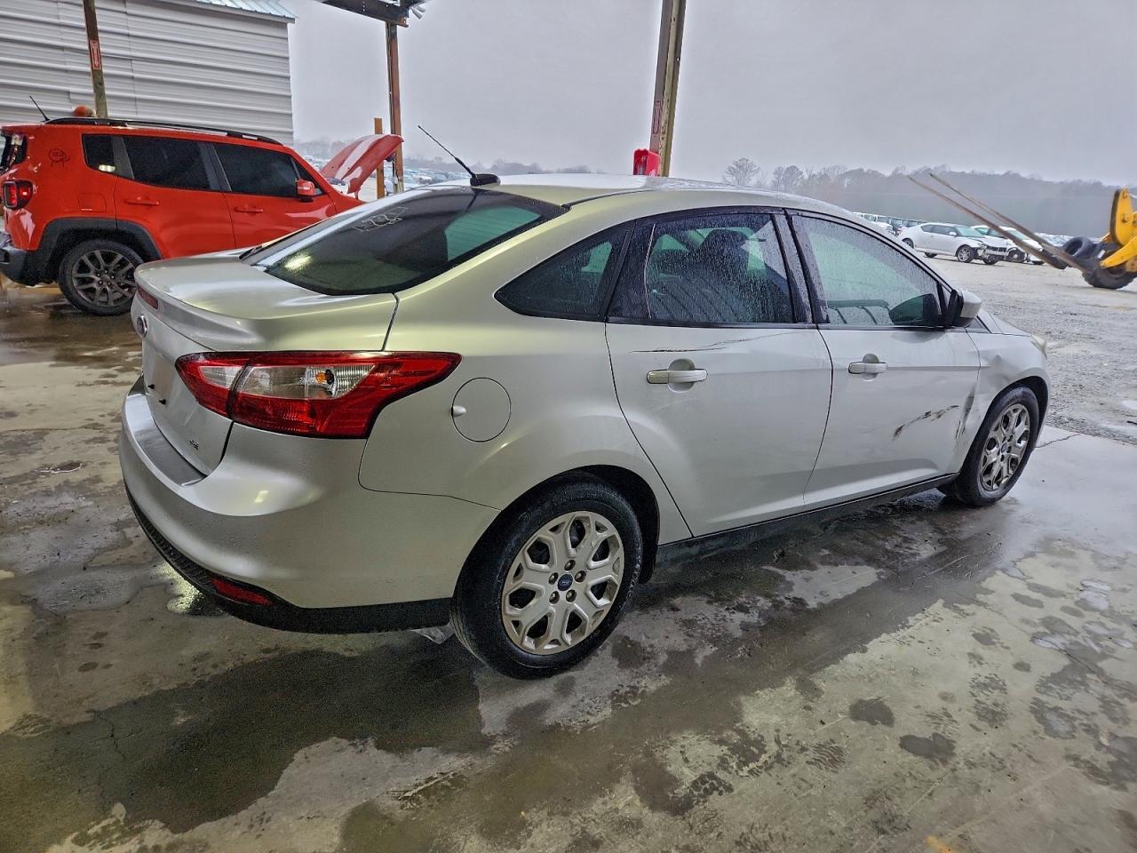 2012 Ford Focus Se - Image 3