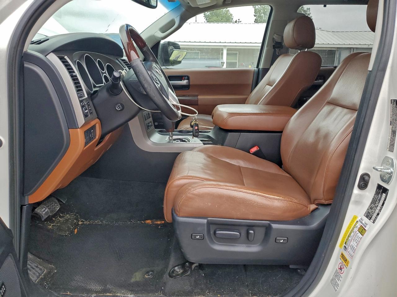 2015 Toyota Sequoia Platinum - Фото 7